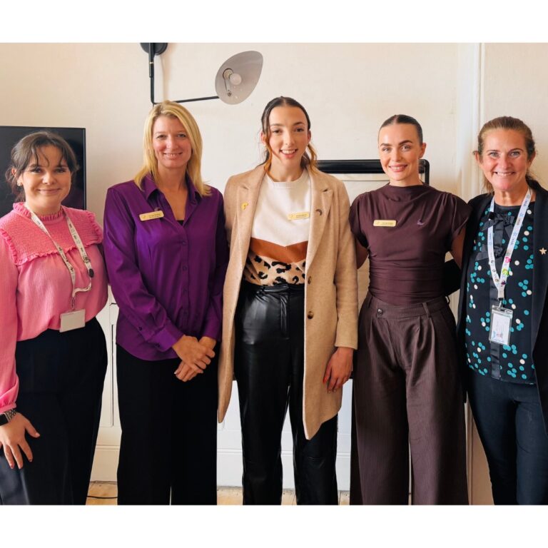 566213286_122229311486122867_7554777102438924420_n